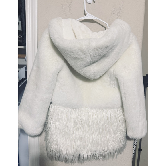 Donna Salyers Fabulous Furs Kids White Faux Fur Coat GIrls sz L hooded pompom - Picture 6 of 7